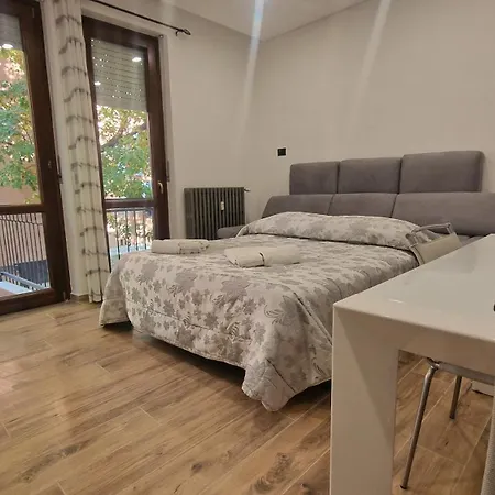 Madelis Appartamento Alba (Piedmont)
