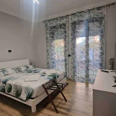 Appartamento Madelis Alba (Piedmont)
